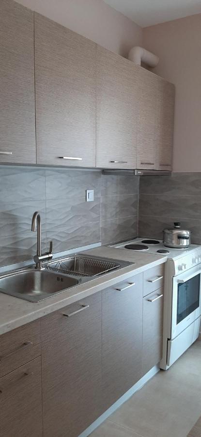 Sea View Apartments Aphrodite 乐托卡亚 外观 照片