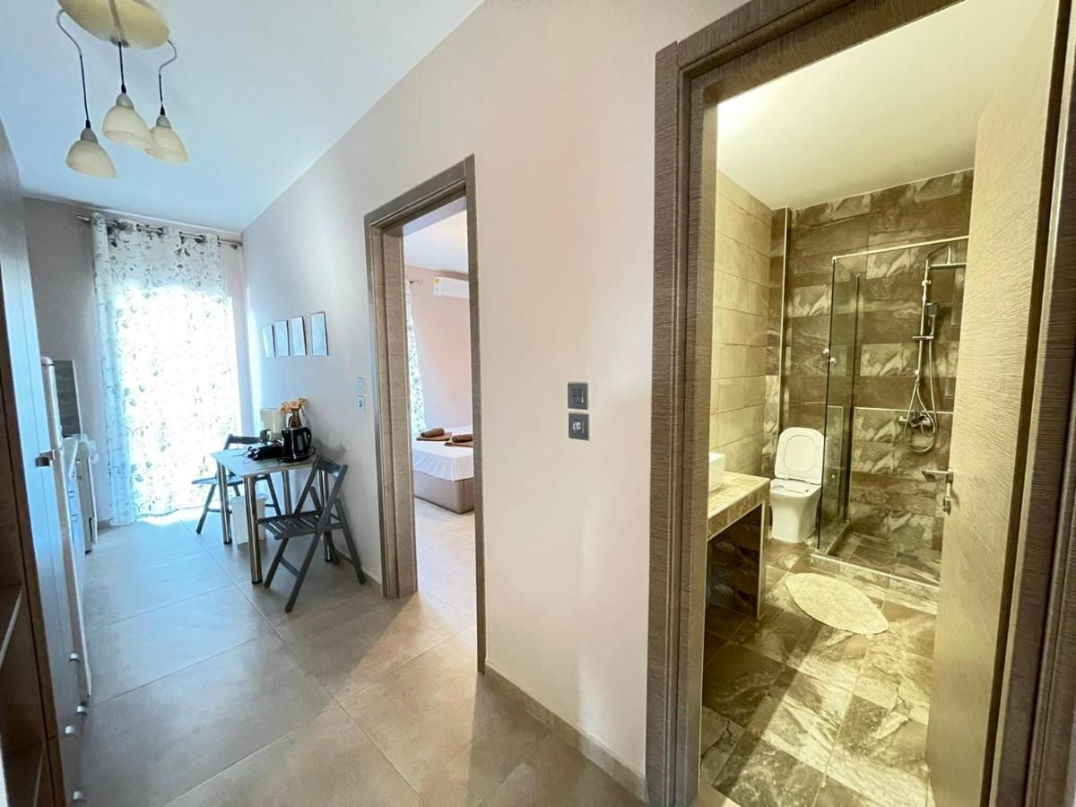 Sea View Apartments Aphrodite 乐托卡亚 外观 照片